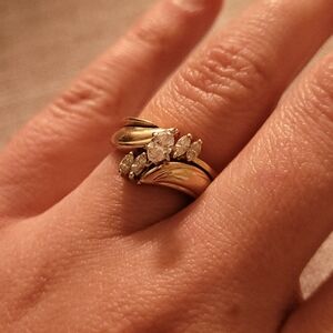 Gold and Diamond Women's Wedding Ring Set